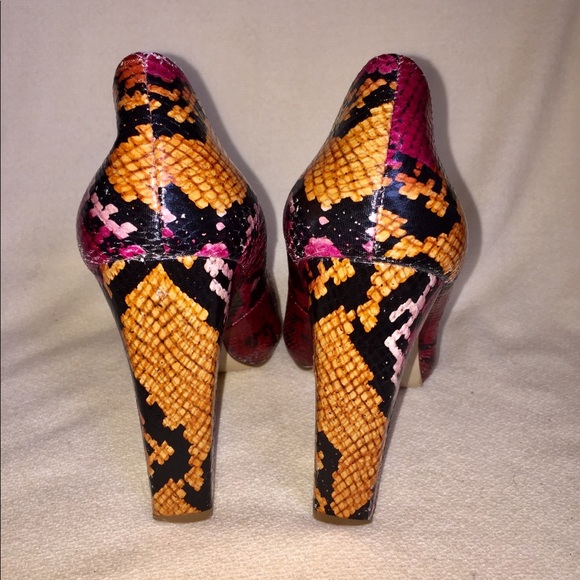 Nine West Faux Snake Platform Heels - Picture 4 of 7